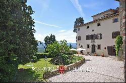 RESTORED MEDIEVAL HAMLET FOR SALE IN TUSCANY, AREZZO