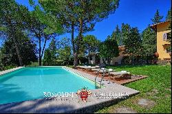 MANOR VILLA FOR SALE CHIANTI CLASSICO FLORENCE TUSCANY