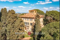 LUXURY VILLA FOR SALE NEAR PISA