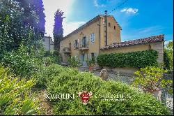 VILLA WITH POOL FOR SALE IN MONTERCHI TUSCANY