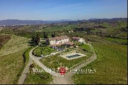 ORGANIC WINERY WITH AGRITURISMO FOR SALE IN CHIANTI, FLORENCE