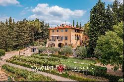 LUXURY RESTORED VILLA FOR SALE  30 MINUTES FROM FLORENCE, CHIANTI CLASSICO VINEYARDS