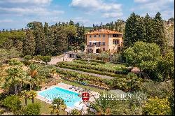 LUXURY RESTORED VILLA FOR SALE  30 MINUTES FROM FLORENCE, CHIANTI CLASSICO VINEYARDS