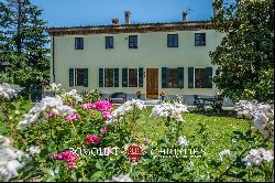 HISTORICAL VILLA WITH POOL FOR SALE LUCCA, TUSCANY