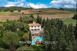 Chianti - PERIOD VILLA WITH POOL FOR SALE IN TUSCANY