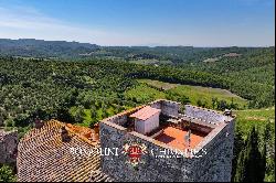 CASTLE FOR SALE IN A PANORAMIC POSITION IN CHIANTI CLASSICO