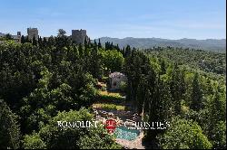 CASTLE FOR SALE IN A PANORAMIC POSITION IN CHIANTI CLASSICO