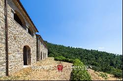 Umbria - COUNTRY HOUSE FOR SALE IN A PANORAMIC POSITION