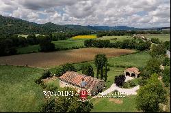 Umbria - LUXURY RESTORED FARMHOUSE FOR SALE IN UMBERTIDE