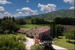 Umbria - LUXURY RESTORED FARMHOUSE FOR SALE IN UMBERTIDE