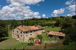 Umbria - LUXURY RESTORED FARMHOUSE FOR SALE IN UMBERTIDE