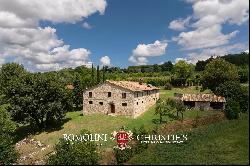 Umbria - LUXURY RESTORED FARMHOUSE FOR SALE IN UMBERTIDE