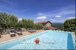 RESTORED VILLA WITH POOL AND TENNIS COURT FOR SALE IN TUSCANY