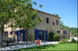 RESTORED FARMHOUSE FOR SALE JUST 30' FROM THE SEA, MARCHE