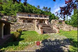 RIVERSIDE COUNTRY HOUSE FOR SALE IN VOLTERRA, TUSCANY