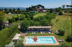 Lake Trasimeno -  BOUTIQUE HOTEL WITH VINEYARDS AND SPA FOR SALE IN UMBRIA