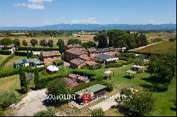 Lake Trasimeno -  BOUTIQUE HOTEL WITH VINEYARDS AND SPA FOR SALE IN UMBRIA