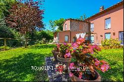 FORMER MILL WITH POOL FOR SALE BETWEEN FLORENCE AND AREZZO, TUSCANY