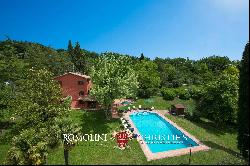 RESTORED VILLA WITH POOL FOR SALE IN UMBRIA