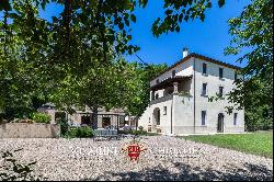 ORGANIC ESTATE WITH AGRITURISMO AND OLIVE GROVE FOR SALE BETWEEN UMBRIA AND LAZIO