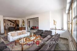 PENTHOUSE WITH PANORAMIC TERRACE FOR SALE, HISTORIC CENTER OF AREZZO