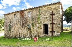 RURAL HAMLET TO BE RESTORED FOR SALE IN UMBRIA, CITTa DI CASTELLO