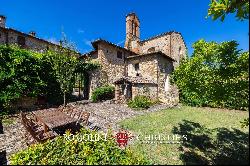 HISTORIC HOME FOR SALE IN A 14TH-CENTURY CONVENT IN FLORENCE