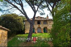 RUSTIC COUNTRY HOUSE WITH POOL FOR SALE IN CETONA, TUSCANY