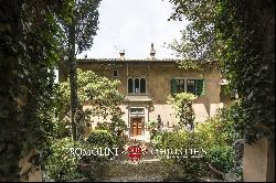 LUXURY VILLA WITH VIEW OVER FLORENCE FOR SALE IN FIESOLE, TUSCANY