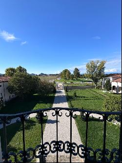 Via Giusti, Abano Terme, Veneto