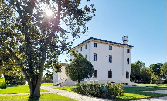 Via Giusti, Abano Terme, Veneto