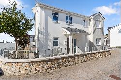 Detached Four Bedroom Family Home in St Brelade