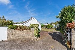 Detached Bungalow on Large Plot