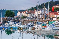 Historical property in prime Jersey location at St Aubin&#8217;s harbour