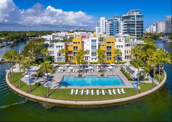 6103 Aqua Ave Unit 301, Miami Beach FL 33141