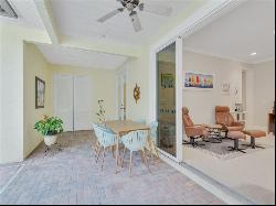 838 Carolina Circle SW, Vero Beach FL 32962