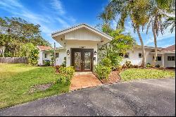 12525 SW 72nd Ave, Pinecrest FL 33156