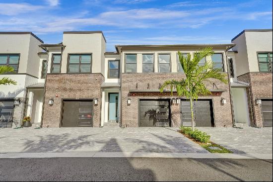 756 Nw 82nd Ter,Fort Lauderdale, FL, 33324