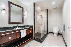 2700 Las Vegas Boulevard Unit 2004, Las Vegas NV 89109