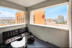 2700 Las Vegas Boulevard Unit 2004, Las Vegas NV 89109