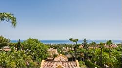 Elegant villa with sea views in Sierra Blanca, Marbella, Marbella 29602