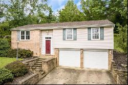 213 Old Oak Rd, Peters Twp PA 15317