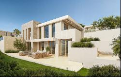 Luxurious New Build Villas in the Heart of Moraira, Costa Blanca, Teulada 03724