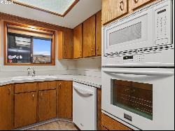 13844 NW 10th Ct Unit D, Vancouver WA 98685