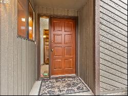 13844 NW 10th Ct Unit D, Vancouver WA 98685