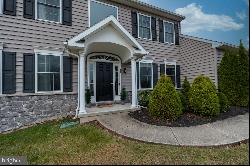 23 Linwood Circle, Pottstown PA 19465