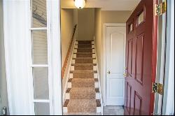 7 Seir Hill Road #APT 14, Norwalk CT 06850