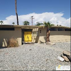 2260 E Terry Lane, Palm Springs CA 92262