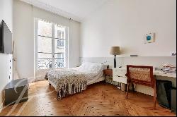 Victor Hugo family apartment - Square Lamartine