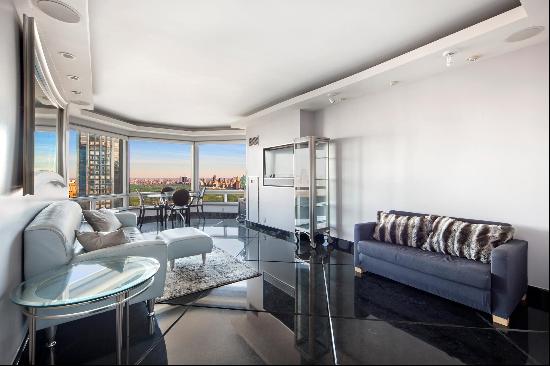   Located high above Columbus Circle, enjoy priceless, unobstructed views of Cen